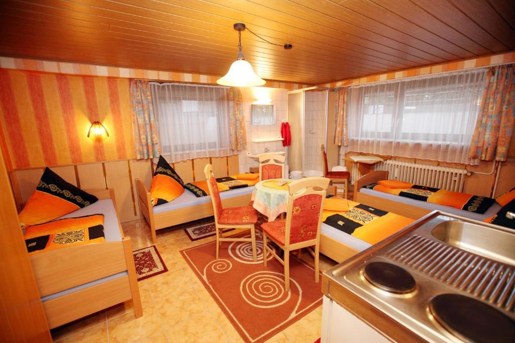 Hotel-Pension Klaer Speyer Oda fotoğraf